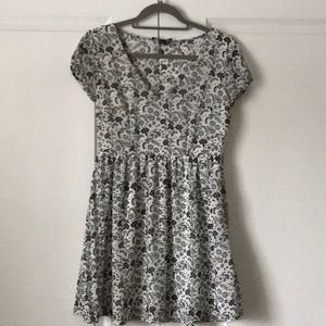 black and white floral dress